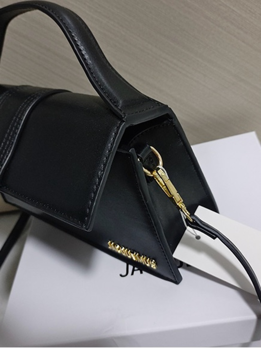Jacquemus Black Leather Mini Top-Handle Crossbody - Picture 4 of 6